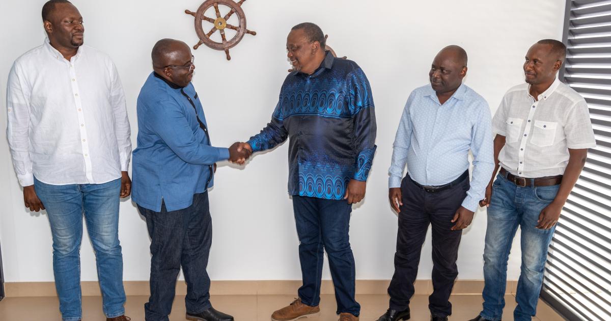 Une équipe du M23 conduite par Bertrand Bisimwa reçue par Uhuru Kenyatta