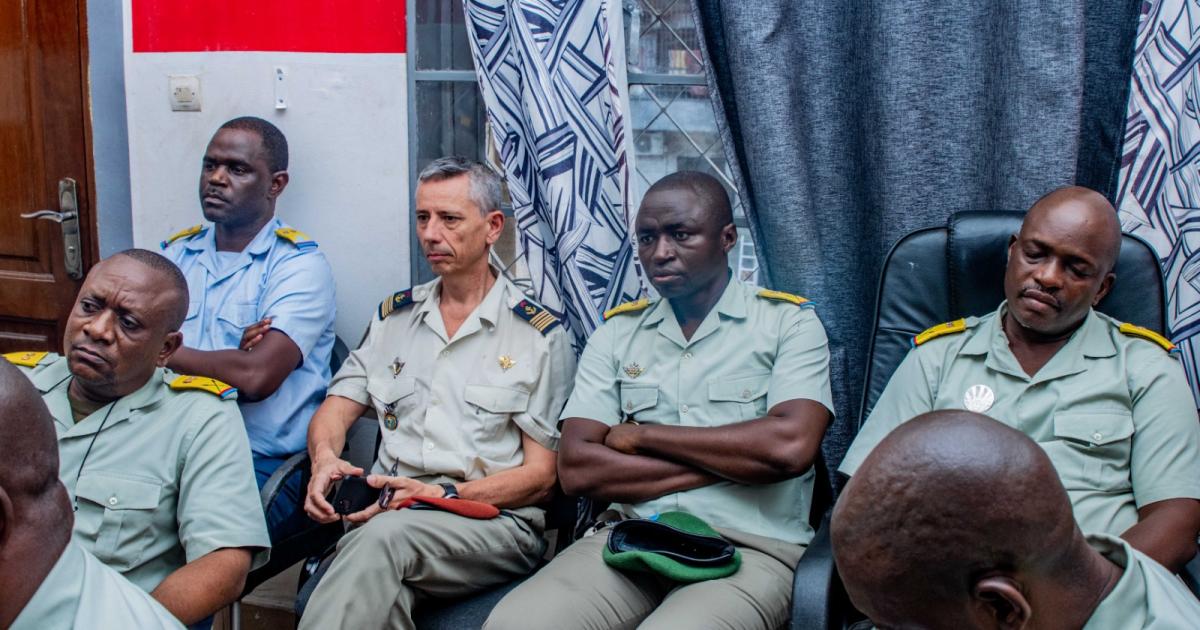 Les membres de la 3e promotion de l'école de guerre de Kinshasa 