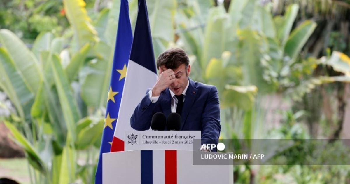 Emmanuel Macron lors d'un sommet à Libreville