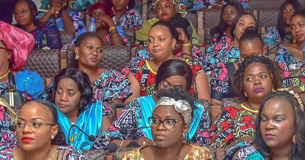 Le personnel féminin de l'IGF en pleine formation 
