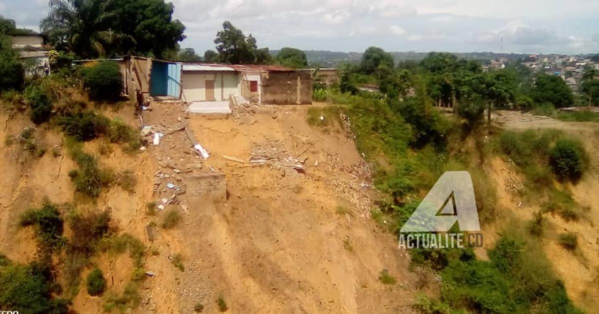Vue d'une érosion au quartier Ngomba à Kisenso 