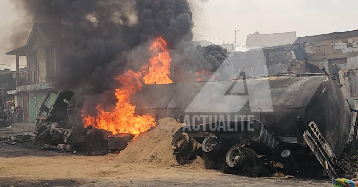 Explosion d'un camion citerne de carburant à Kinshasa