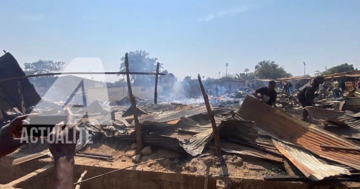 Marché du bois de Kamalondo incendié