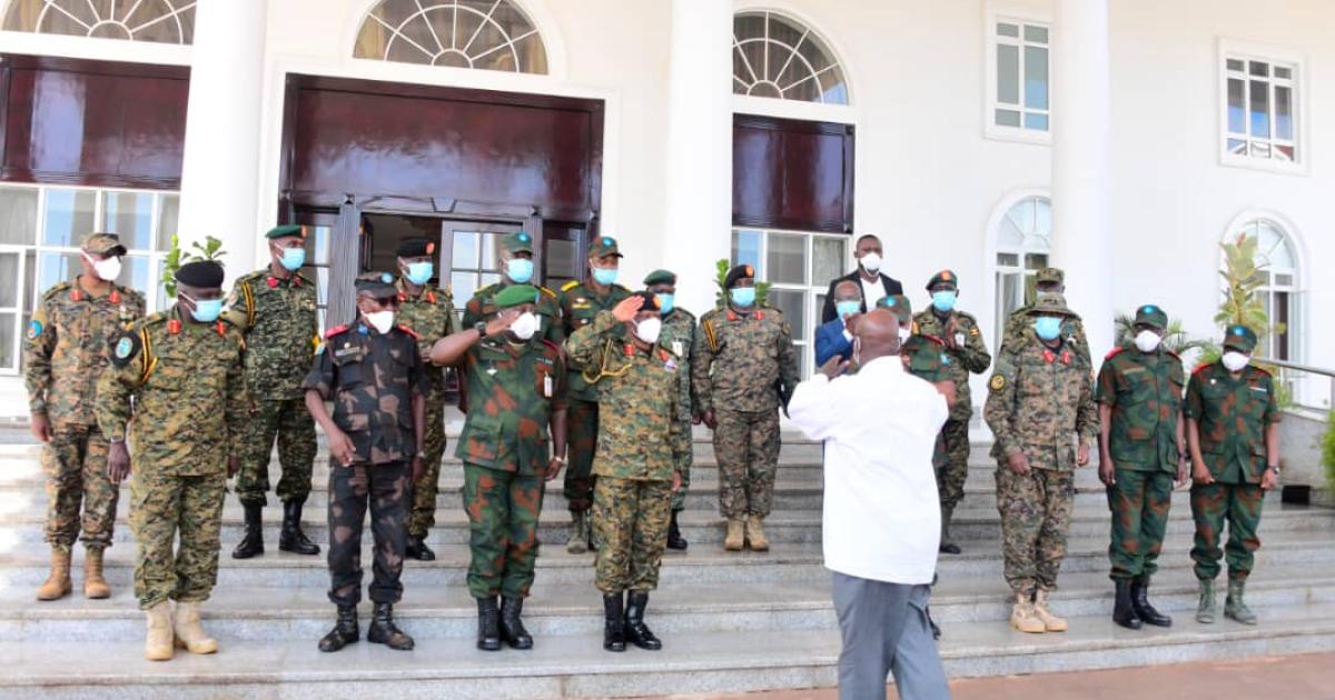 Le président Yoweri Museveni en marge de la réunion avec les commandants de l'UPDF et des FARDC