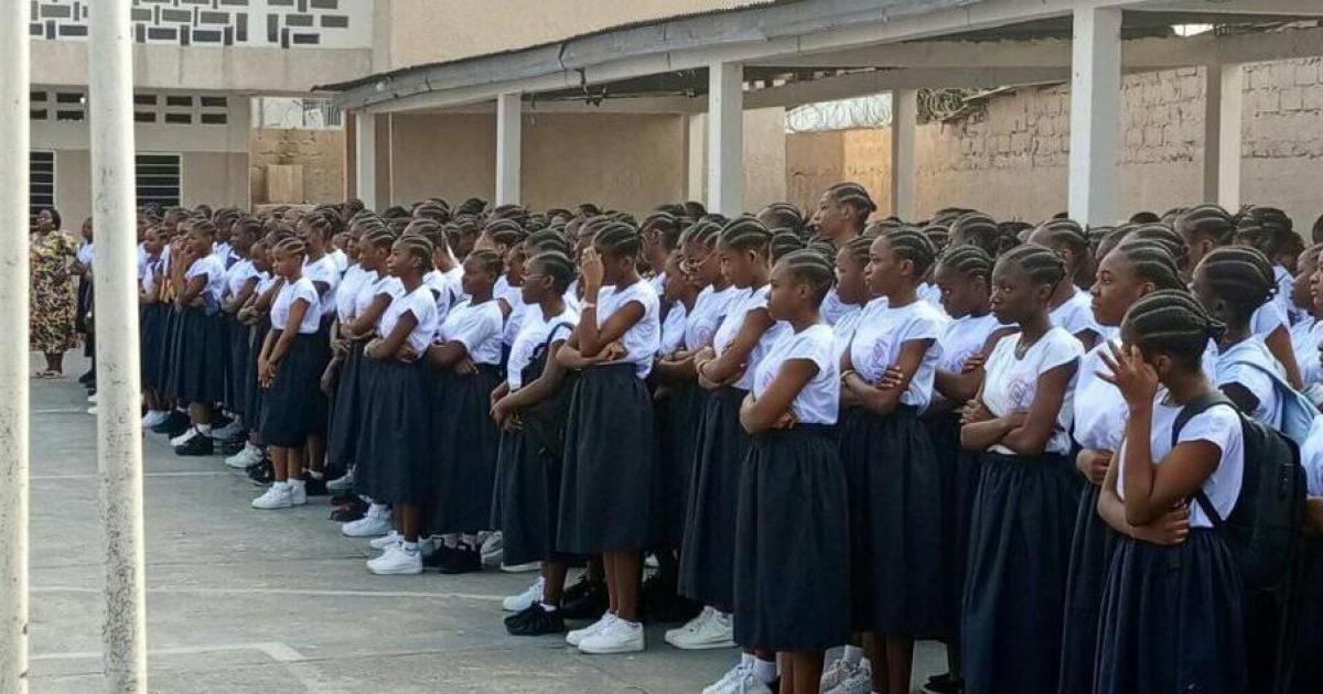 Premier jour de la rentrée au Lycée Boyokani de yolo sud à Kinshasa kalamu