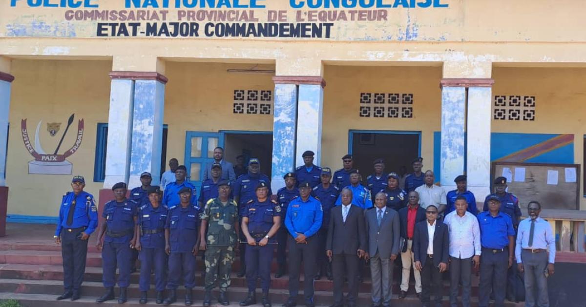Les policiers Equateur