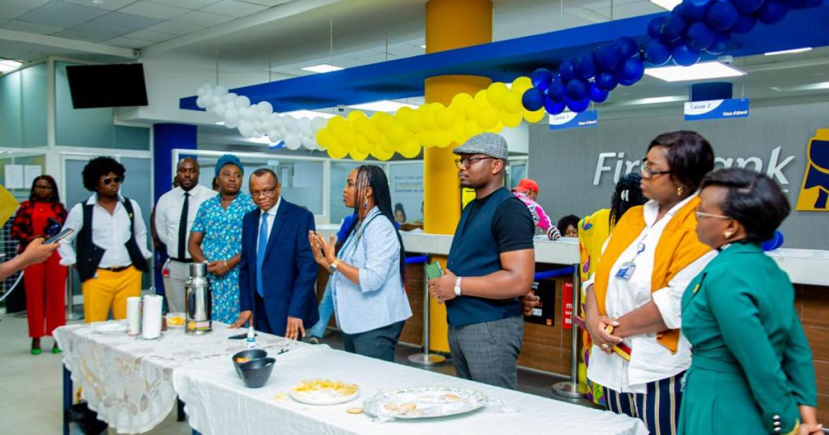Photo First bank 