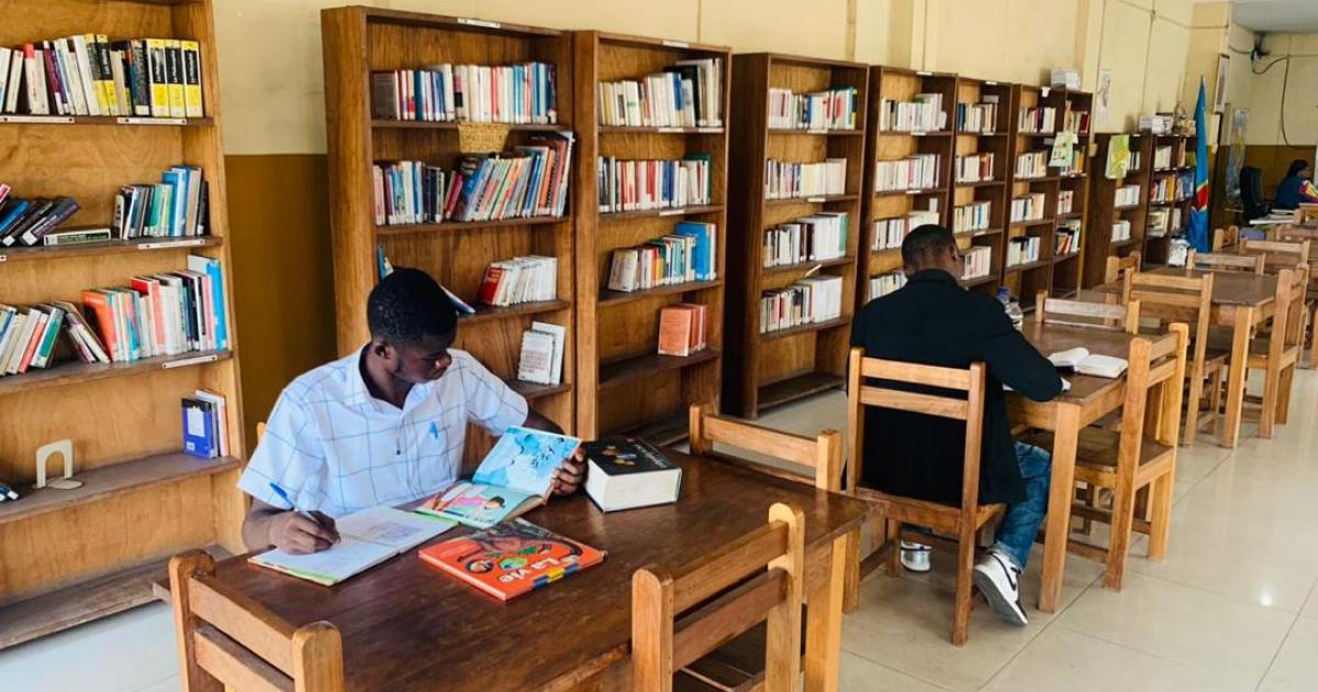 Bibliothèque. PH. ACTUALITE.CD