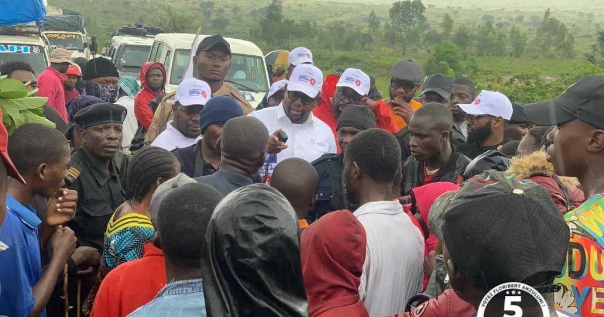 Floribert Anzuluni en campagne au Sud-Kivu