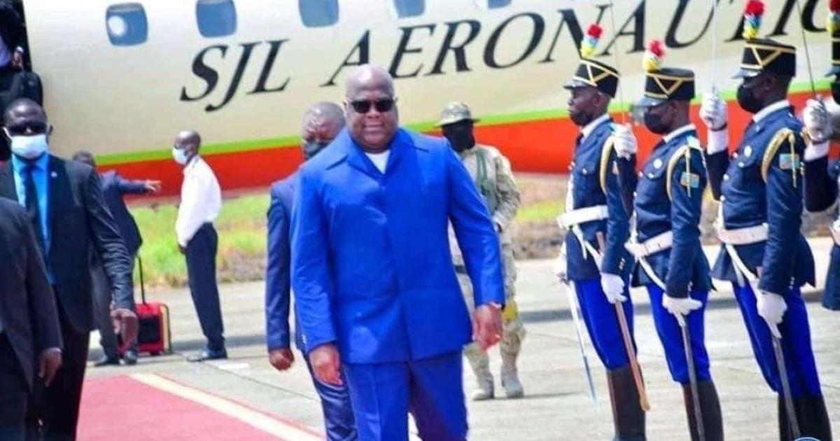 Félix Tshisekedi descendu d'un aéronef de SJL Aeronautica