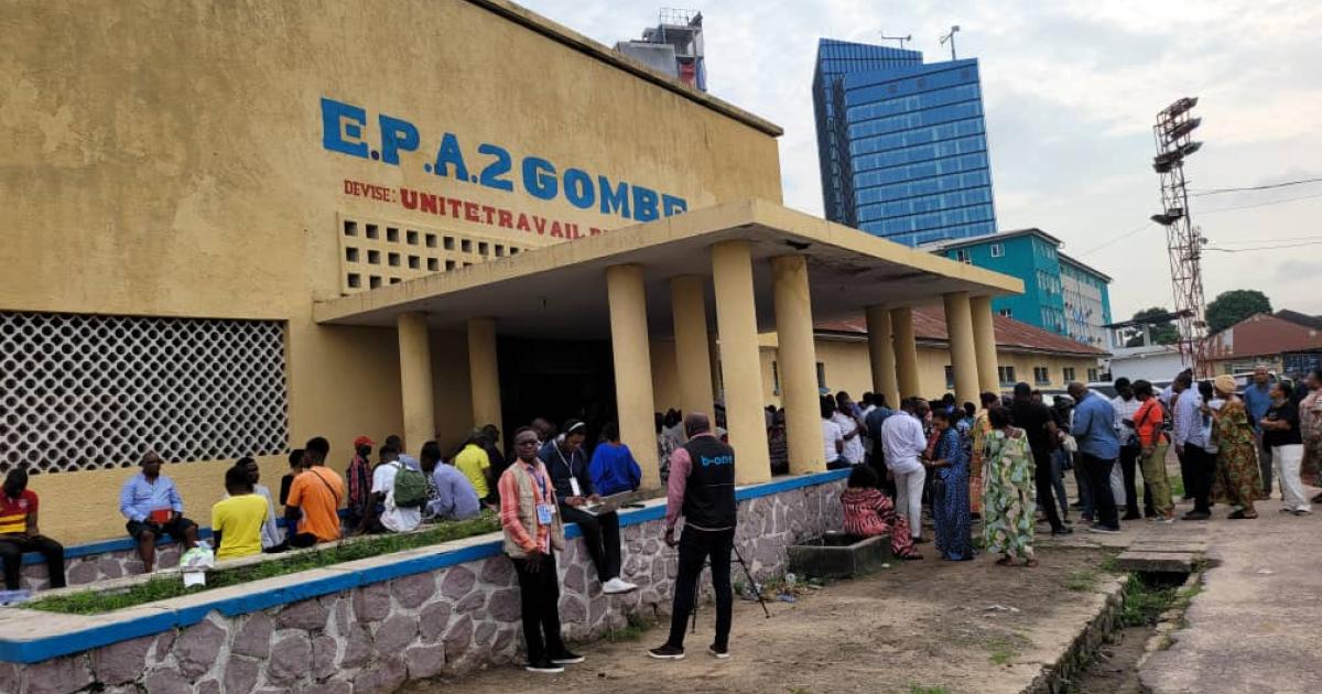 Un bureau de vote à l'EP A2 Gombe