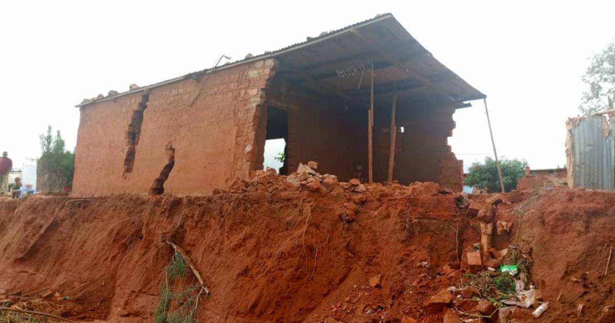 une maison engloutie à Kapepa (Lualaba)