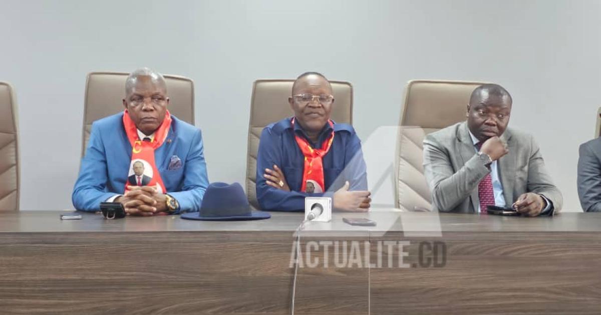 Les dirigeants de l'AFDC 