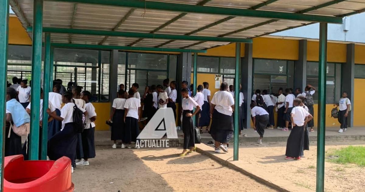 Les filles du lycée Shaumba