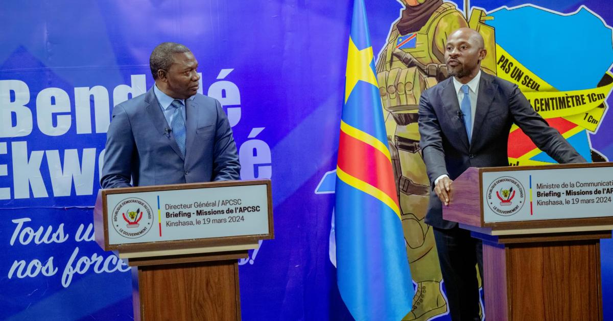 Le DG de l'APCSC et Patrick Muyaya 