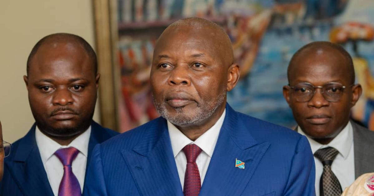 Vital Kamerhe conduisant les regroupements A/A-UNC et A/VK-2018 à la Primature 