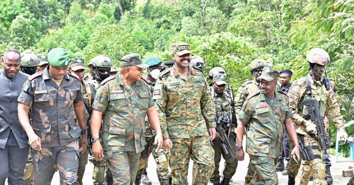 Les chefs des FARDC et UPDF