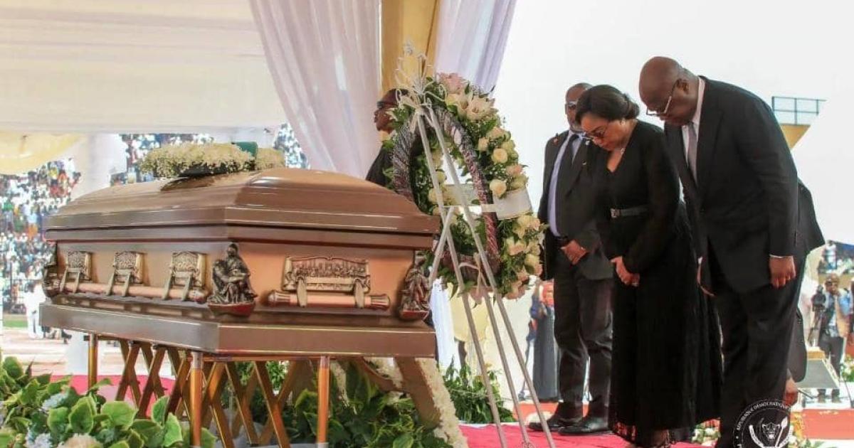 Félix Tshisekedi et son épouse Denise Nyakeru rendant un dernier hommage au pasteur Baruti Kasongo 