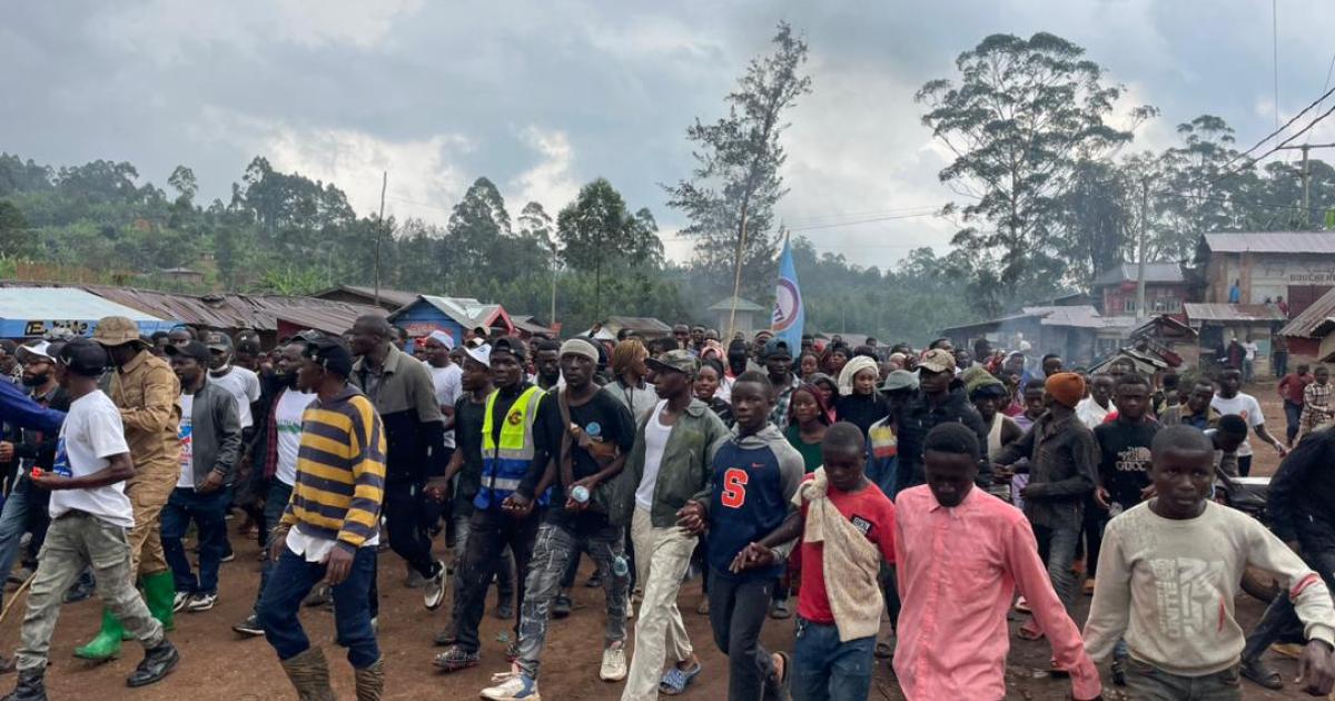 Des manifestants dans la rue à Butembo