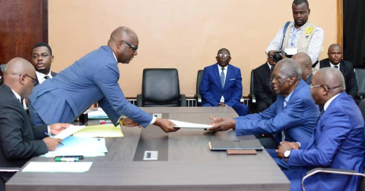 Jonas Mukamba dépose sa candidature 