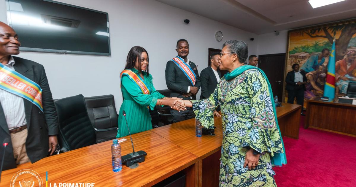 Les conseillers communaux et Judith Suminwa