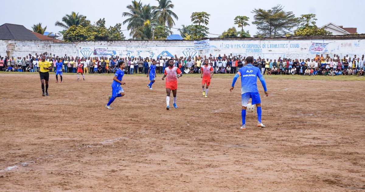 L'AC Dibumba opposé à l'AS Momekano au Stade Kanzala à Tshikapa, le 8 septembre 2024