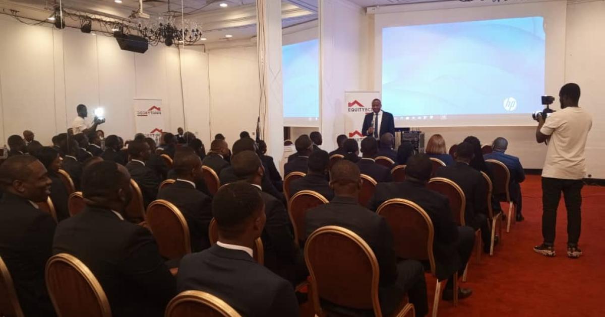 Clôture de la 30è édition du programme « jeunes banquiers » d'Equity BCDC