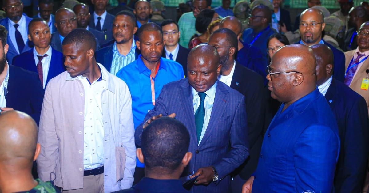Le président Félix Tshisekedi et le ministre de l'agriculture Grégoire Mutshail