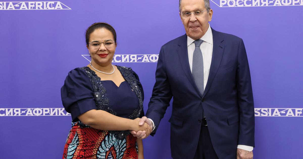 Thérèse Kayikwamba Wagner et son homologue russe, Sergueï Lavrov.