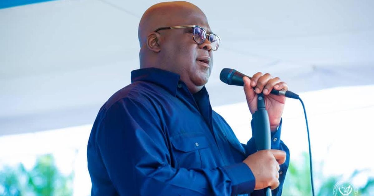 Félix Tshisekedi devant la population de Kananga 
