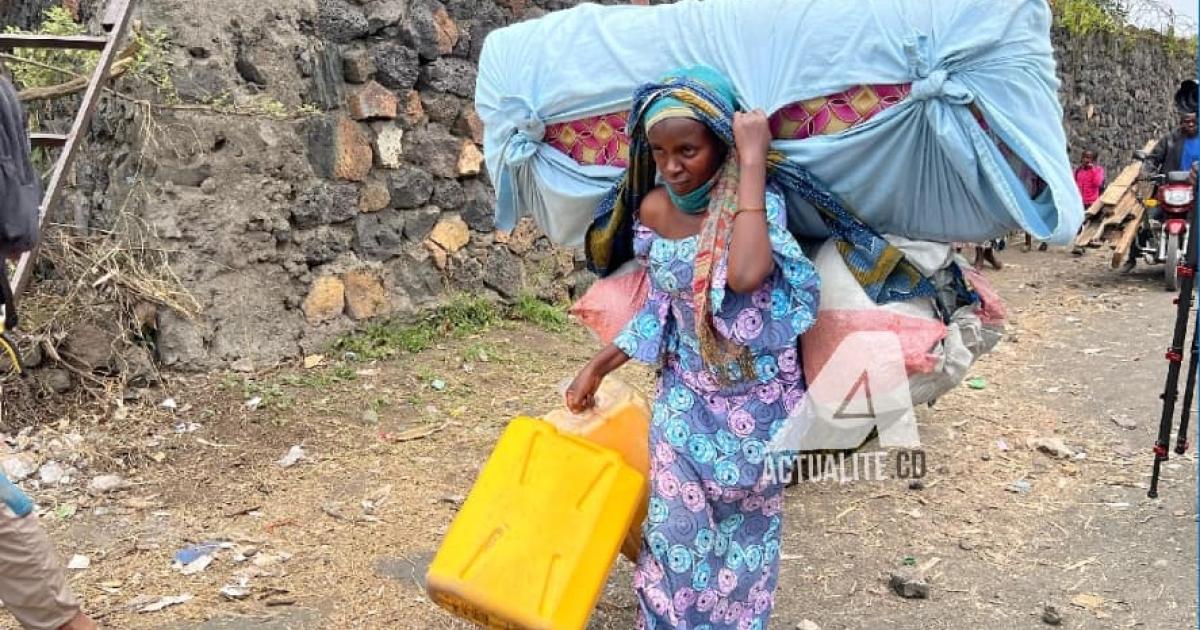 Une femme déplacée retournée à Sake