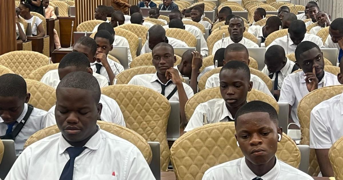 Les élèves de Notre Dame du Congo et Boyakani 