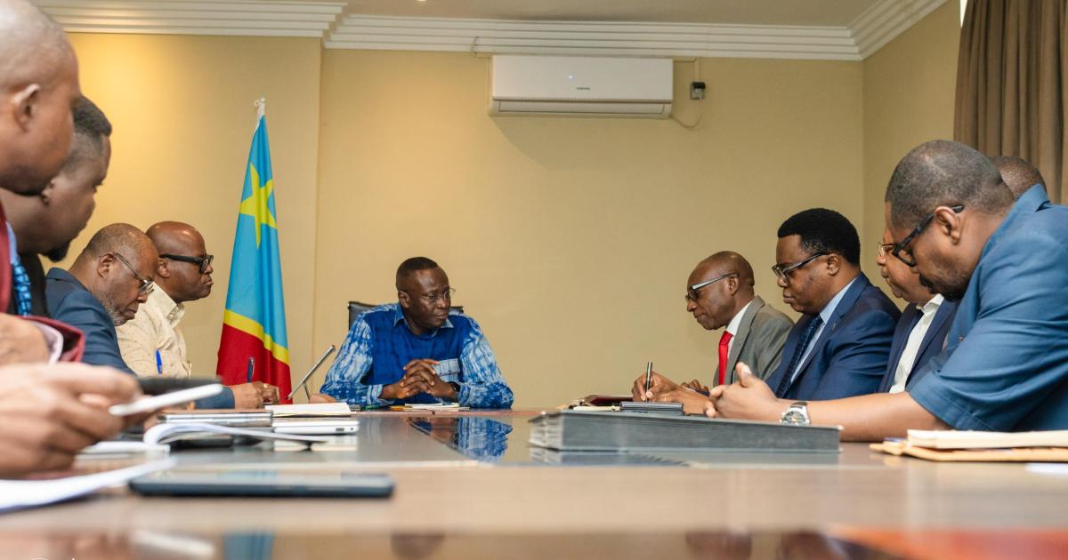 Daniel Mukoko Samba et les importateurs de maïs à Lubumbashi