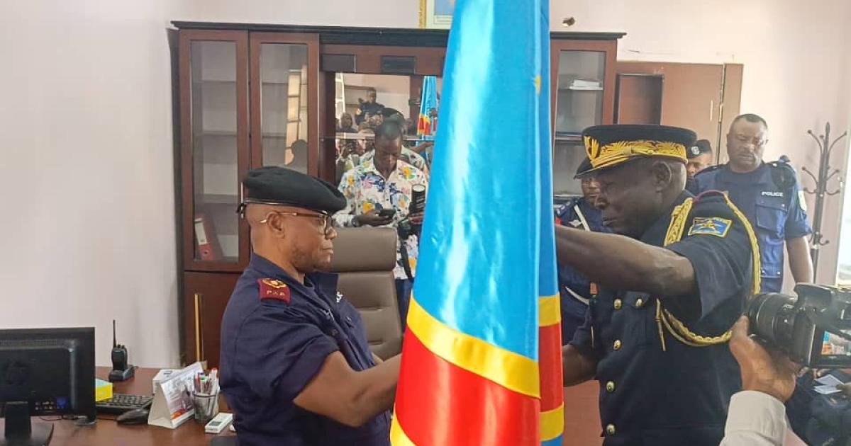 Remise et reprise à la tête de la PNC Haut-Katanga entre Ondimba Okito et Blaise Kilimbalimba 