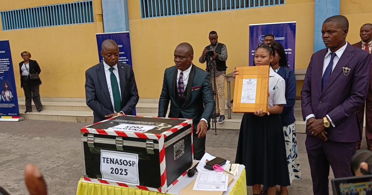 Les responsables de la province éducationnelle de Kinshasa avant le début des épreuves du TENASOSP