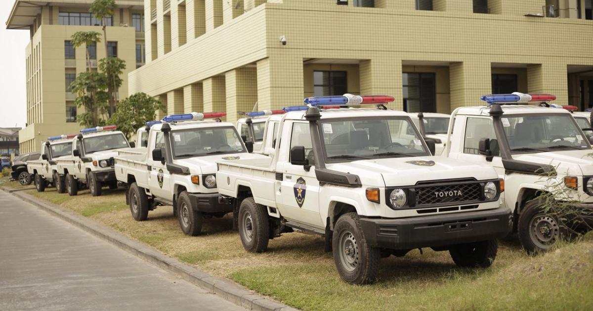 Lot de véhicules équipés remis aux services nationaux de Kinshasa, Lomami et Sankuru par Jacquemain Shabani 