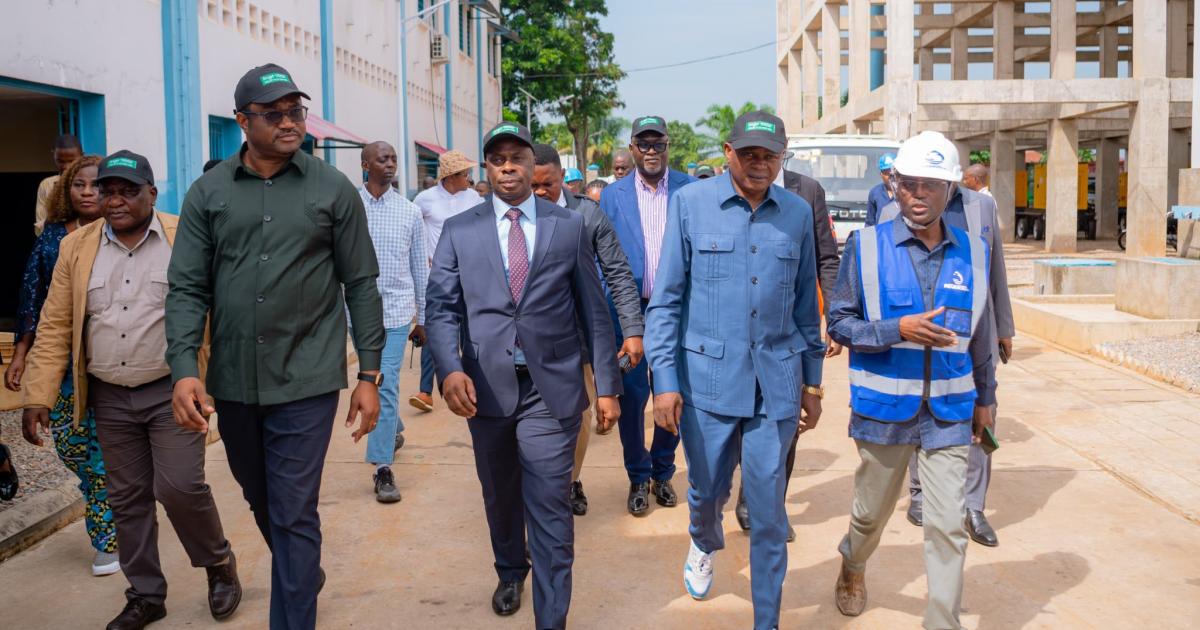 Grégoire Mutshail Mutomb, ministre d’État, ministre du Développement rural, en mission au Kasaï Oriental 