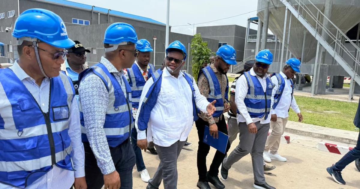 Doudou Fwamba au complexe industriel de production d’eau de l’ozone