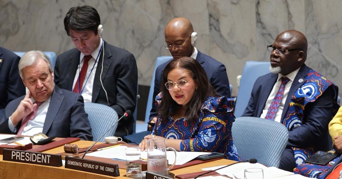 Thérèse Kayikwamba préside la réunion du Conseil de sécurité