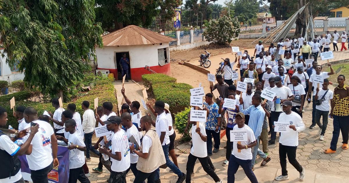 Manifestation des jeunes à Bandundu pour exiger les travaux de modernisation de la RN17 