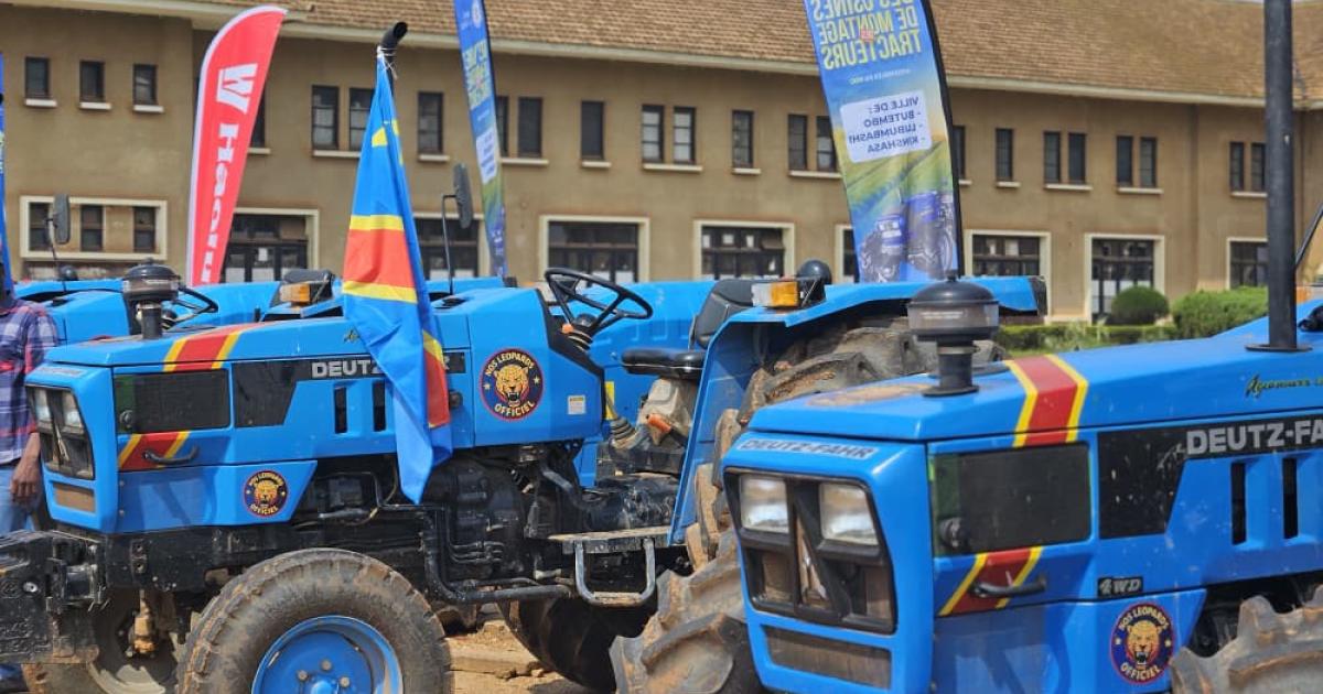 Des tracteurs en soutien au développement agricole 