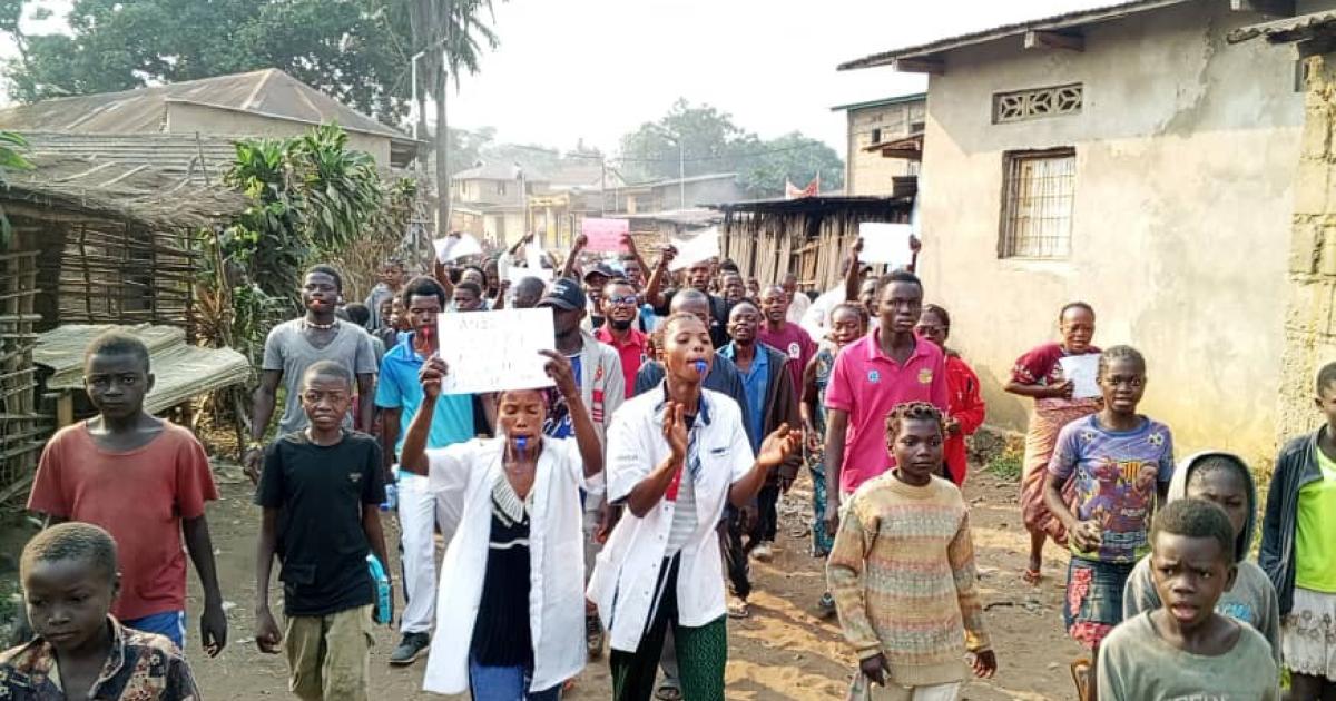 Manifestation de la population à Kasongolunda 