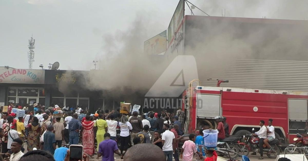 Kinshasa: Four Shops Devastated by Fire on Nyangwe Avenue in Lingwala