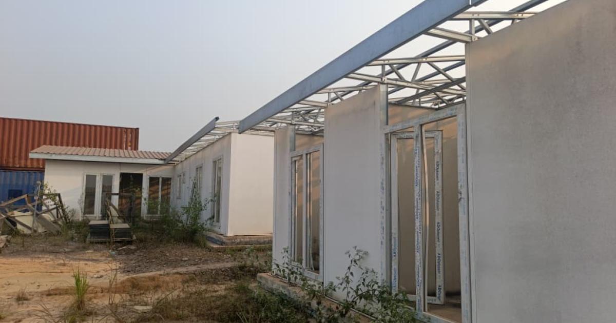1000 logements sociaux de sinistrés de Matadi-Kibala: travaux à l’arrêt, des ouvriers en grève, maisons en ruine… à quoi a servi l’argent décaissé ?