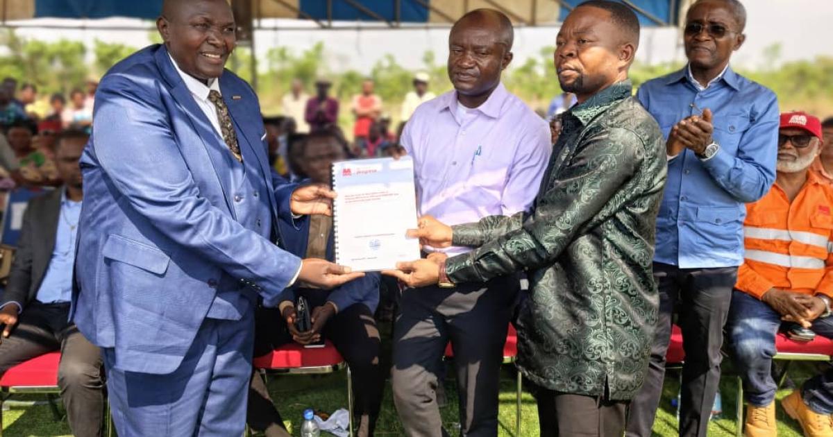 MMG Kinsevere signs a 1.2 million USD development agreement for five communities in Nambulwa, Haut-Katanga