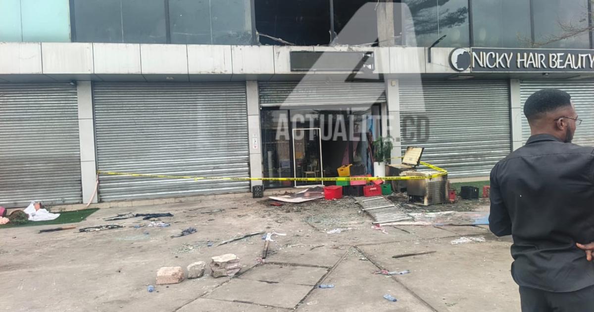 Kinshasa : l’incendie d’une salle de mariage fait 22 morts et plusieurs blessés, selon le bilan provisoire du bourgmestre de Lingwala