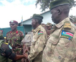 Les militaires de l'EAC à Kibumba