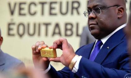Félix Tshisekedi lors de la signature du contrat ayant abouti à la création des sociétés Primera Gold DRC (or) et Primera Metals DRC (3T). Ph Droits tiers.