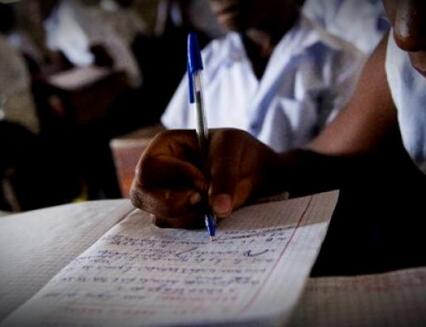 Les élèves dans une salle de classe