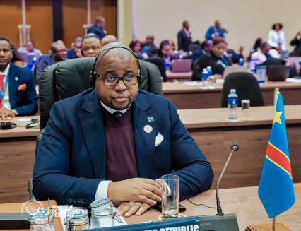 Ministre congolais de l'intégration régionale Floribert Anzuluni à la réunion du Conseil des ministres de la SADC